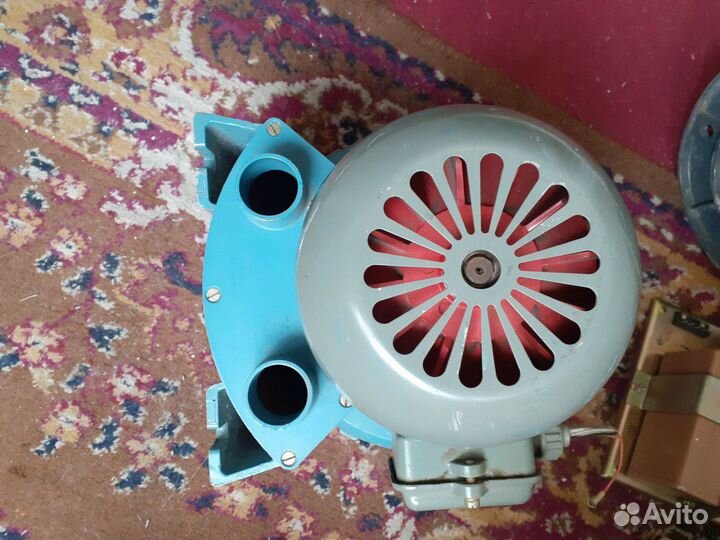 Вентиляторы осевые и Электродвигатели