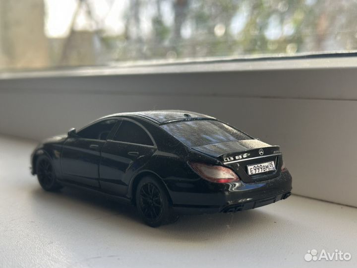 Модель автомобиля cls 63 amg (wengallbi )