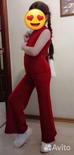 Кастюм на девочку 140