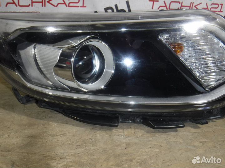 Фара правая KIA Rio 3 (2015-2017)