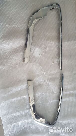 Молдинги хром на LADA XRay