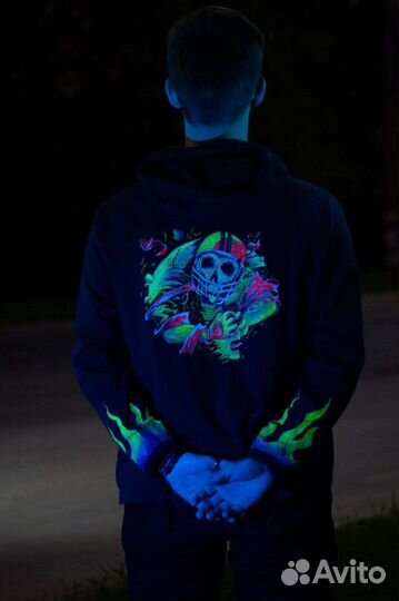 Ручная роспись одежды на заказ