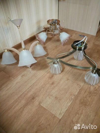 Люстры, светильники, плафоны