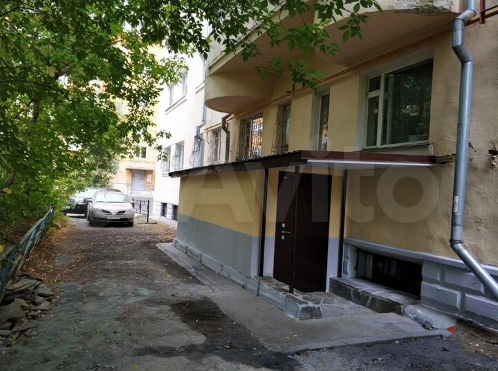 Продам офисное помещение, 194.2 м²