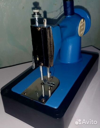 Детская швейная машина СССР
