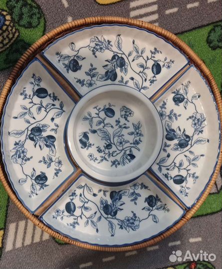 Керамический столовый сервиз