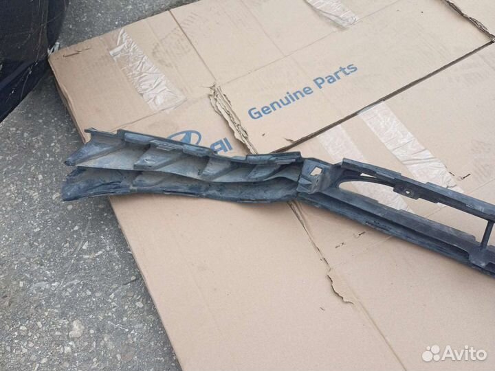 Кронштейн переднего бампера Mercedes E W213