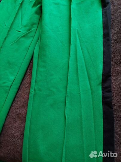 Спортивный костюм женский новый размеры 42,48