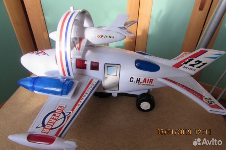 Самолётик светомузыкальный