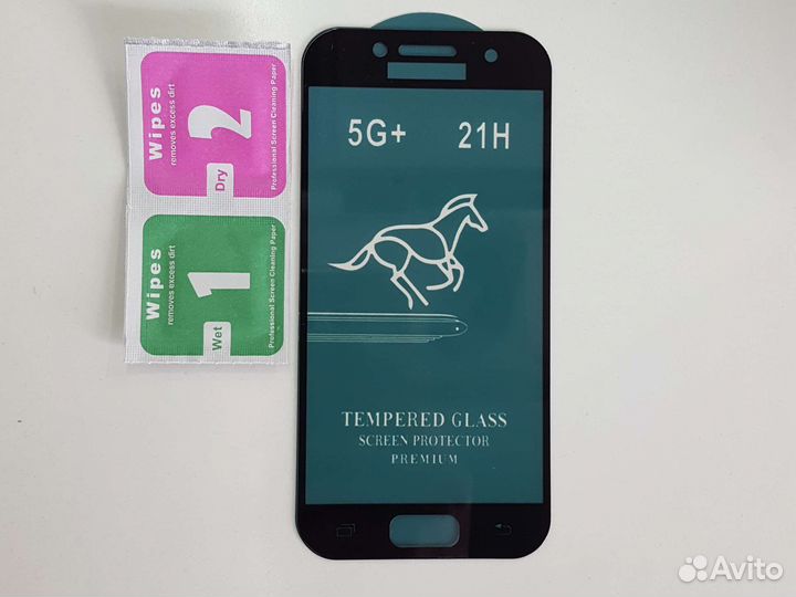 Защитное стекло на Samsung Galaxy A3 2017 Чёрное