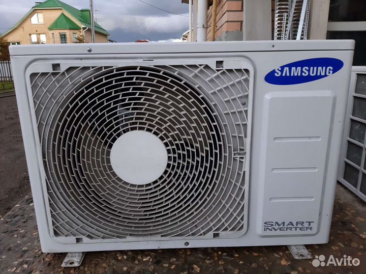 Внеш. и внутр. блоки кондиционеров Samsung,Hyundai