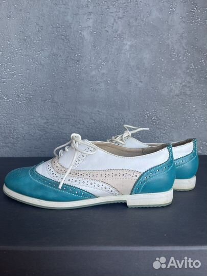 Ботинки женские белые бежевые зеленые броги 36