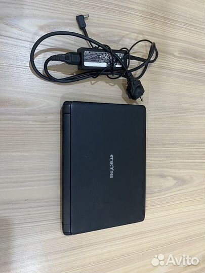 Нетбук eMachines