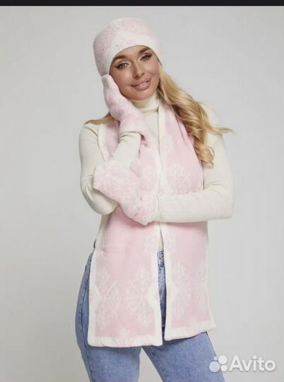 Комплект шапка шарф и варежки женские