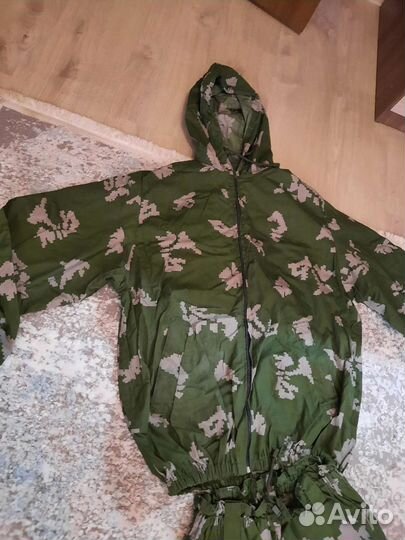 Военный костюм