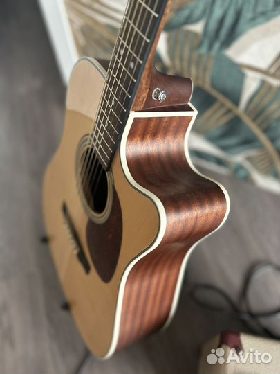 Электроаккустическая гитара + комбоусилитель