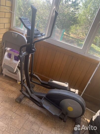 Эллиптический тренажер