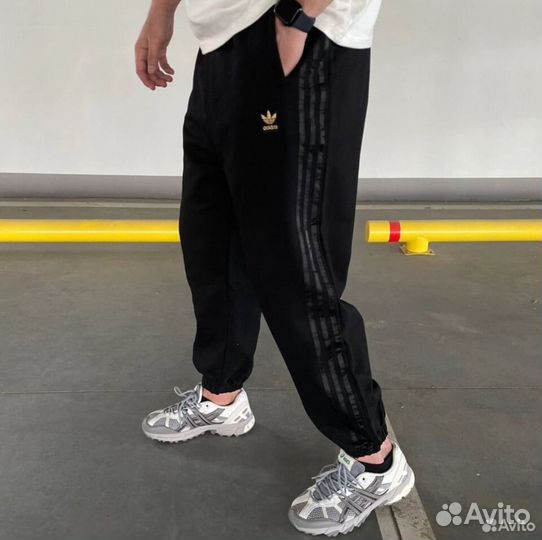 Спортивные штаны adidas зимние