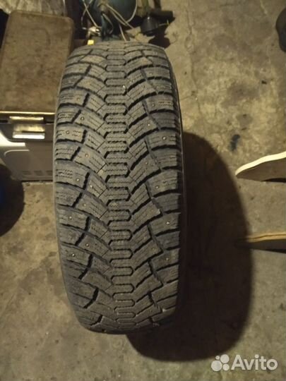 AMP Terrain Pro A/T P 65/65 R16