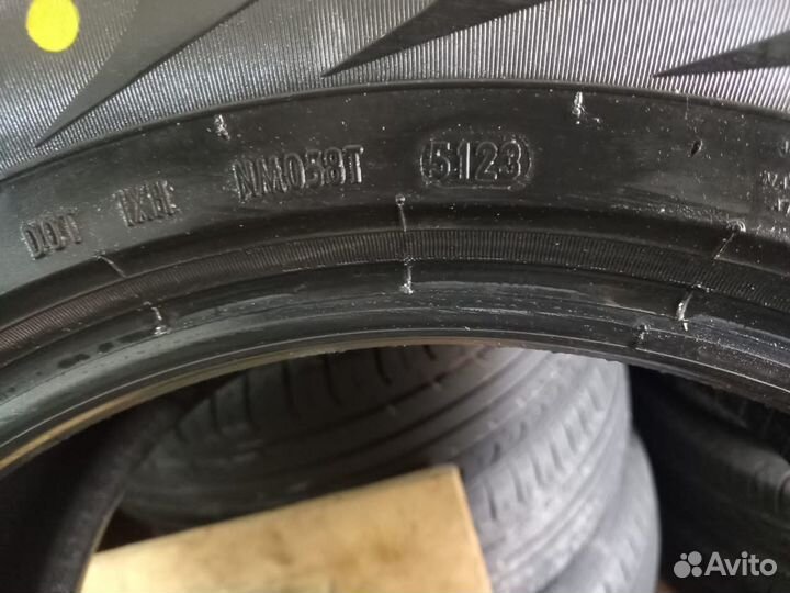 Pirelli Scorpion A/T 215/65 R16