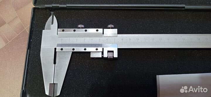 Штангенциркуль (ро)