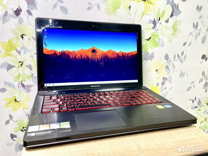Игровой ноутбук Lenovo Y500/Core i5