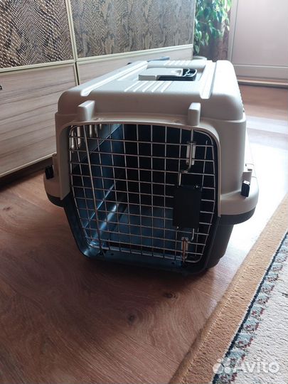 Переноска для кошек и собак