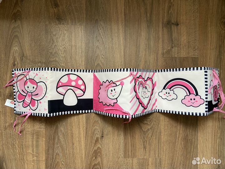 Развивающая книжка tiny love