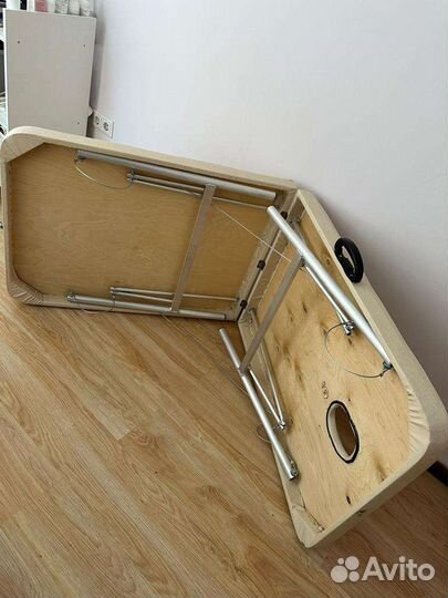 Массажный стол