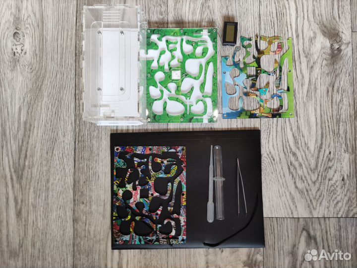 Муравьиная ферма без муравьев