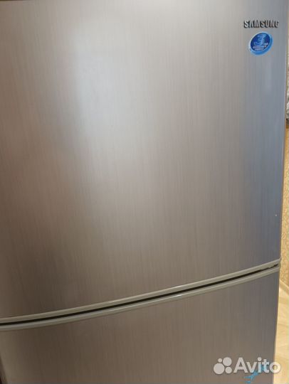 Холодильник бу samsung продам