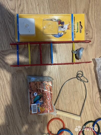 Клетка для средних попугаев