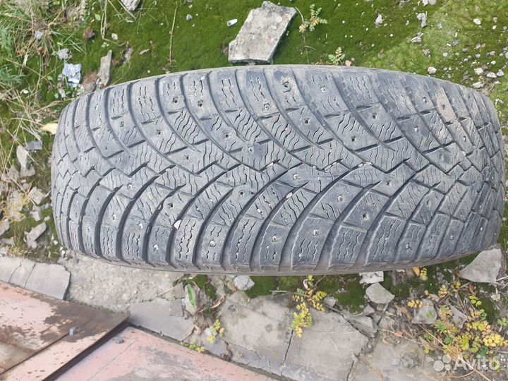 Pirelli Ice Zero 2 225/60 R18 104