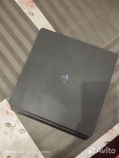 Sony PS4 slim 1000 гб + Игры