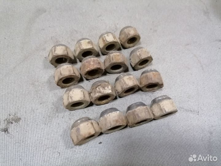 Гайки колесные Toyota Sprinter Carib II 1993