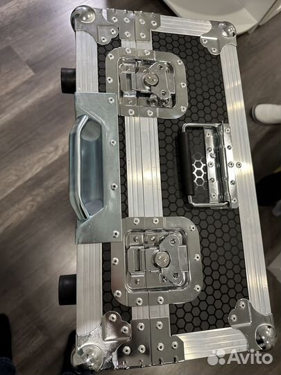 Кейс на колесах для GrandMA2 T2 Command Wing