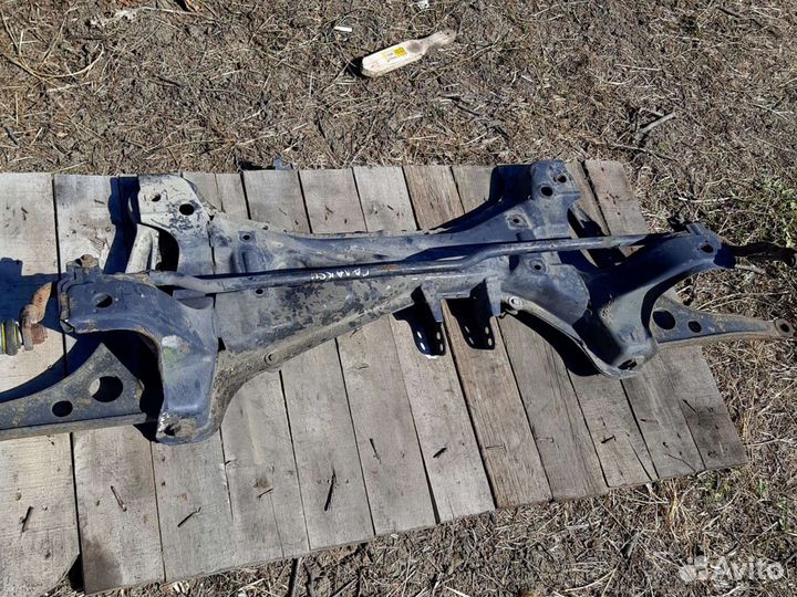 Подрамник Ford Galaxy 2000-2006