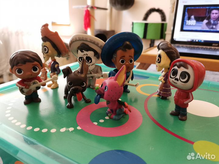 Фигурки из м/ф Тайна Коко