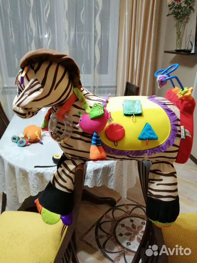 Интерактивная игрушка зебра