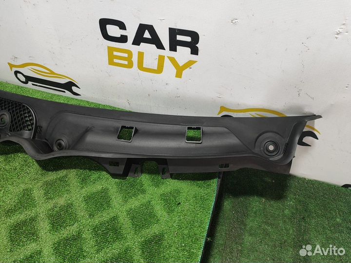 Жабо, решетка стеклоочистителя (планка под лобовое