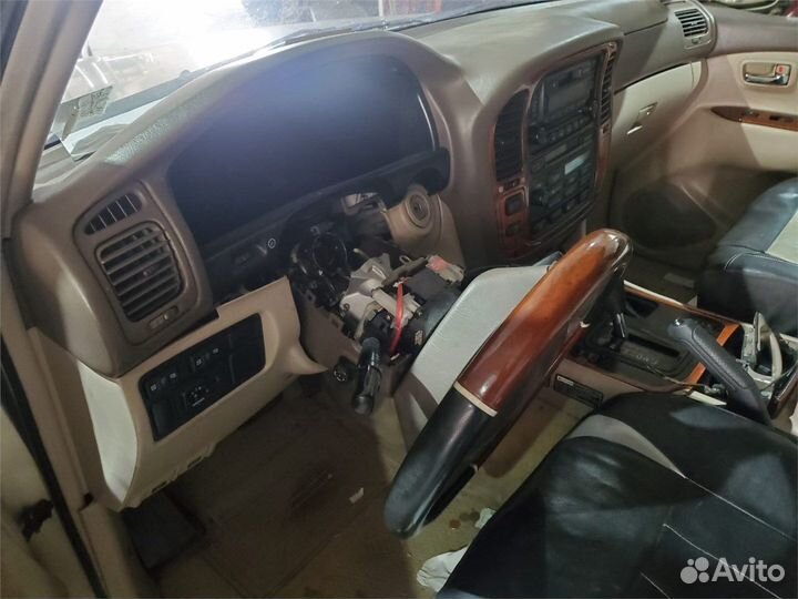 Разбор на запчасти Lexus LX