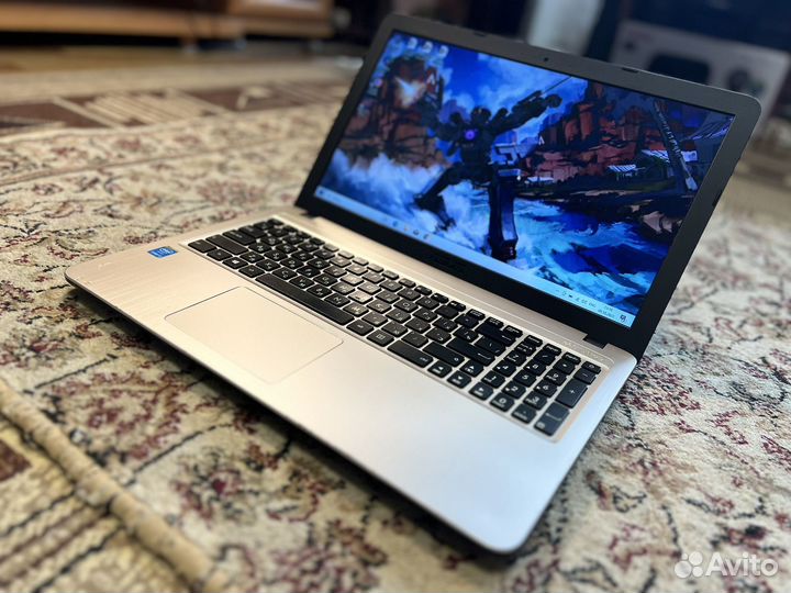 Мощный Ноутбук Asus i3-5005u/4гб/500гб