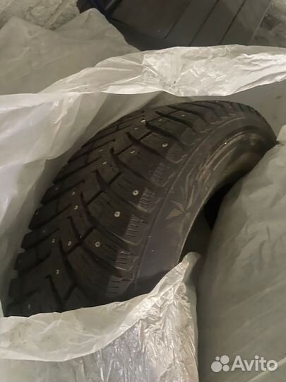 Nexen Winguard WinSpike 3 215/65 R16