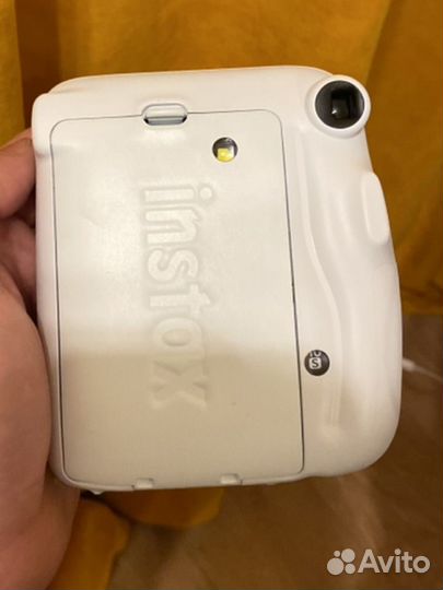 Плёночный фотоаппарат instax mini11