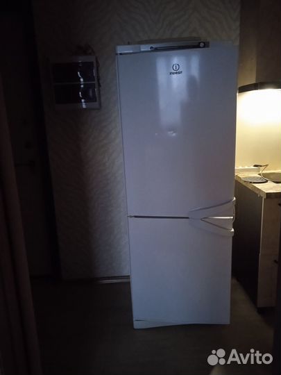 Холодильник indazit в отличном состоянии