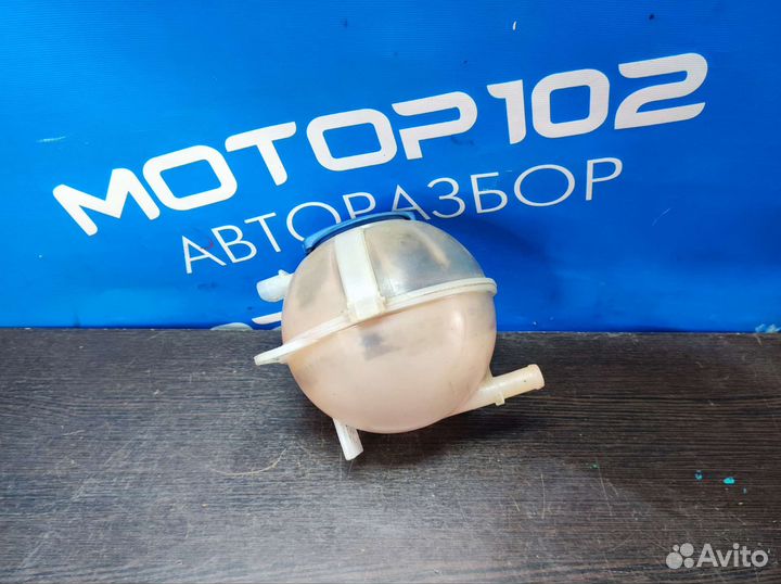 Расширительный бачок Skoda Rapid