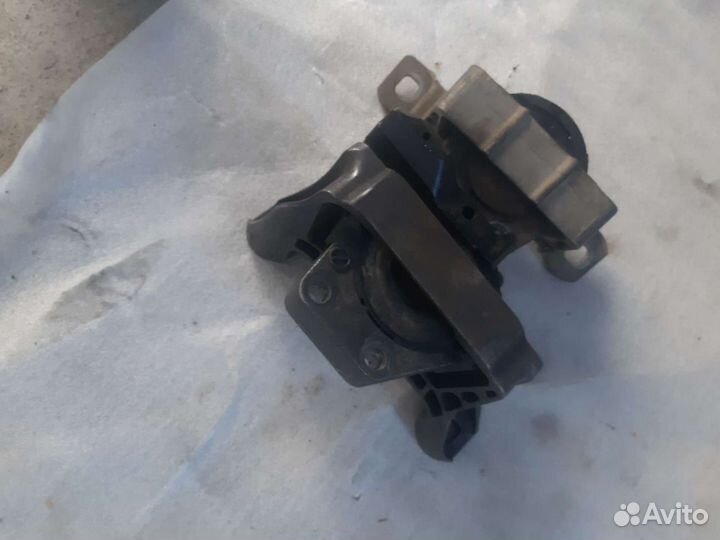 Подушка двигателя мазда 3 бк, 3 бк мпс 2.3 турбо