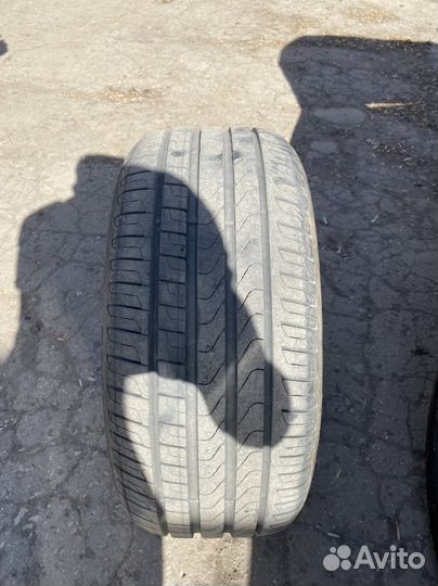 Pirelli Cinturato P7 235/45 R17