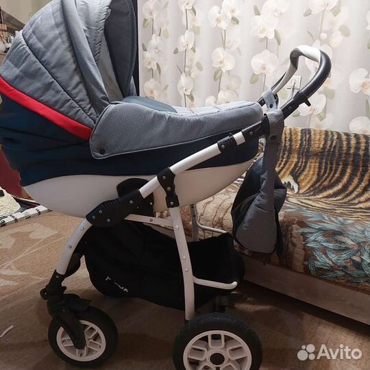 Коляска детская 3 в 1