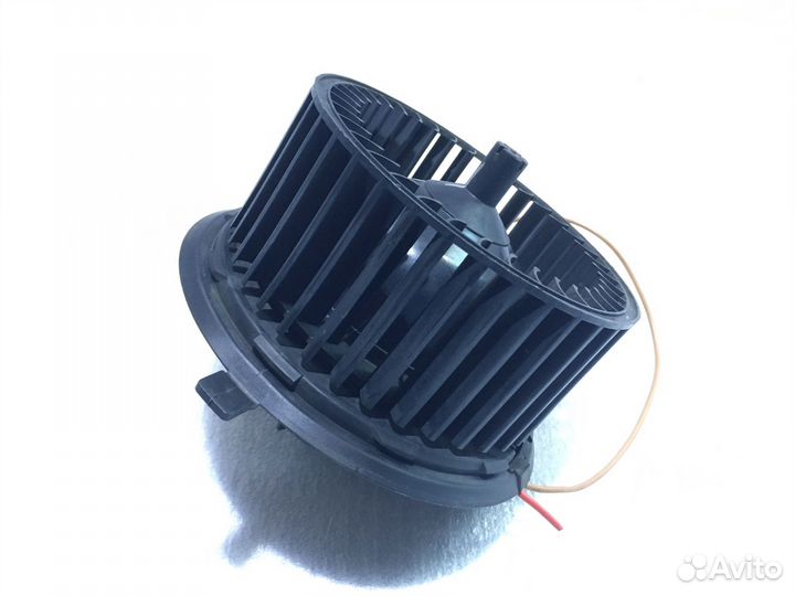 Мотор печки Volkswagen Caddy 2